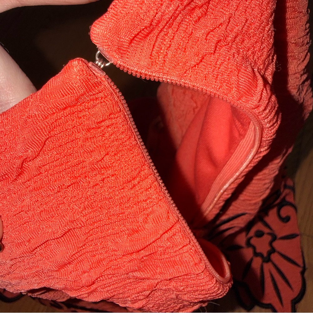 Embroidered Cut Out & Lined Mini Skirt - Picture 10 of 17
